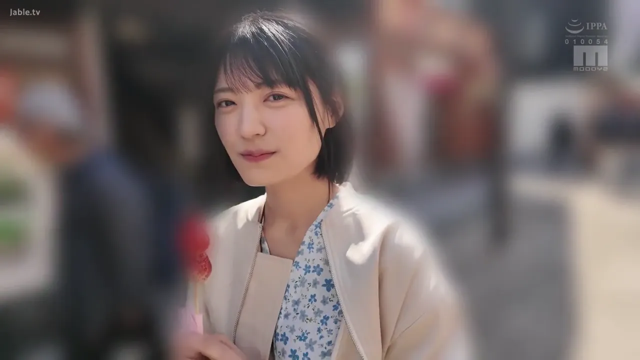 日本各地的新青美丽女孩都爱上了她。 虹村由美